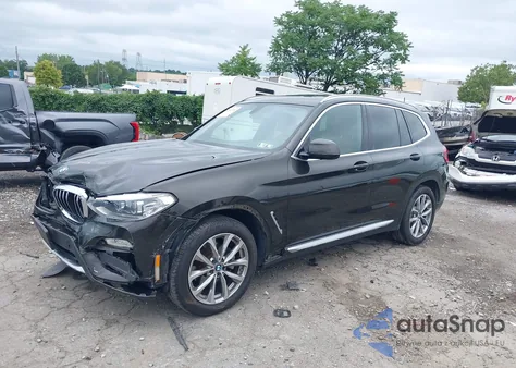 2018 BMW X3 xDrive30I z USA, uszkodzony, nr VIN 5UXTR9C51JLD67196
